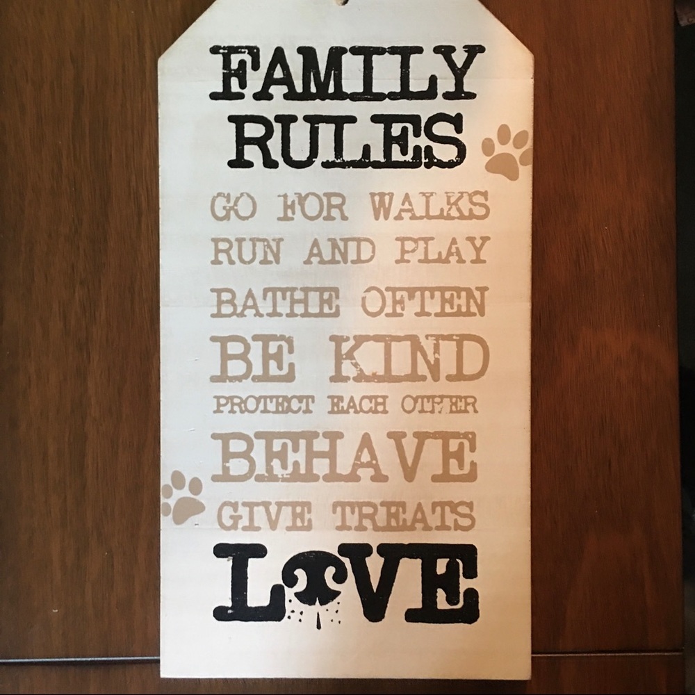 2X host pick!! 🎉🎉🎉Dog Family Rules sign NWOT